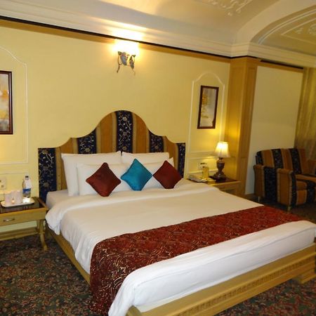 Hotel Babylon International Raipur  Exterior photo