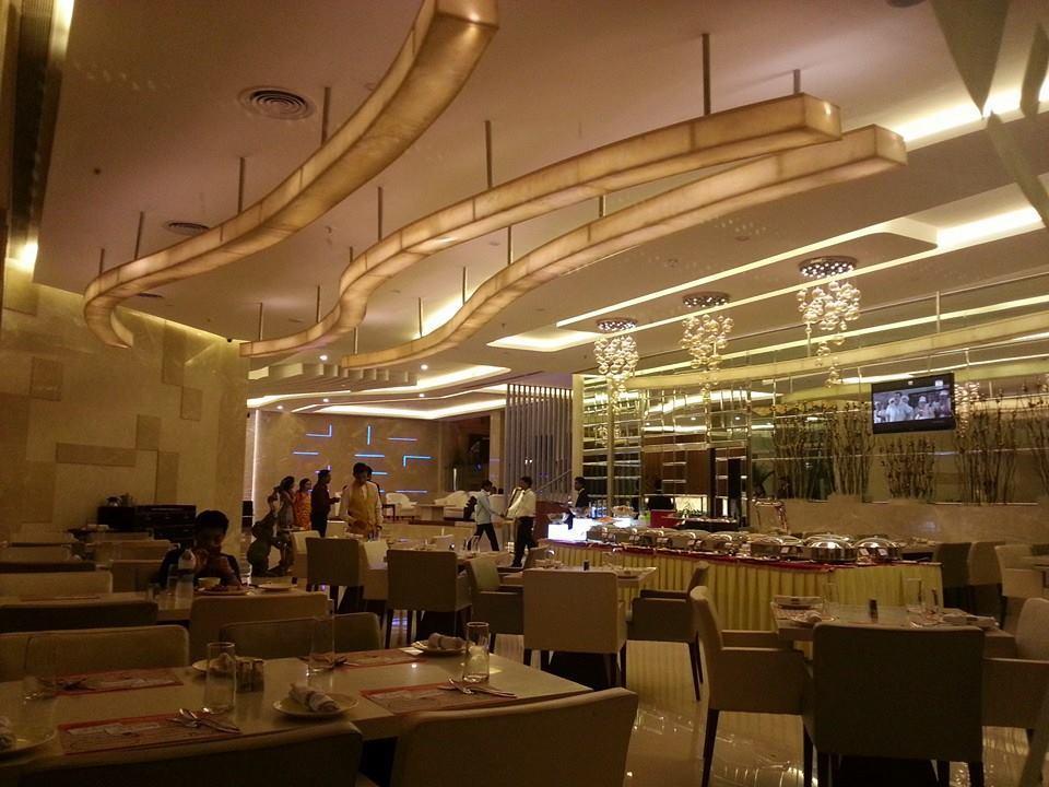 Hotel Babylon International Raipur  Exterior photo