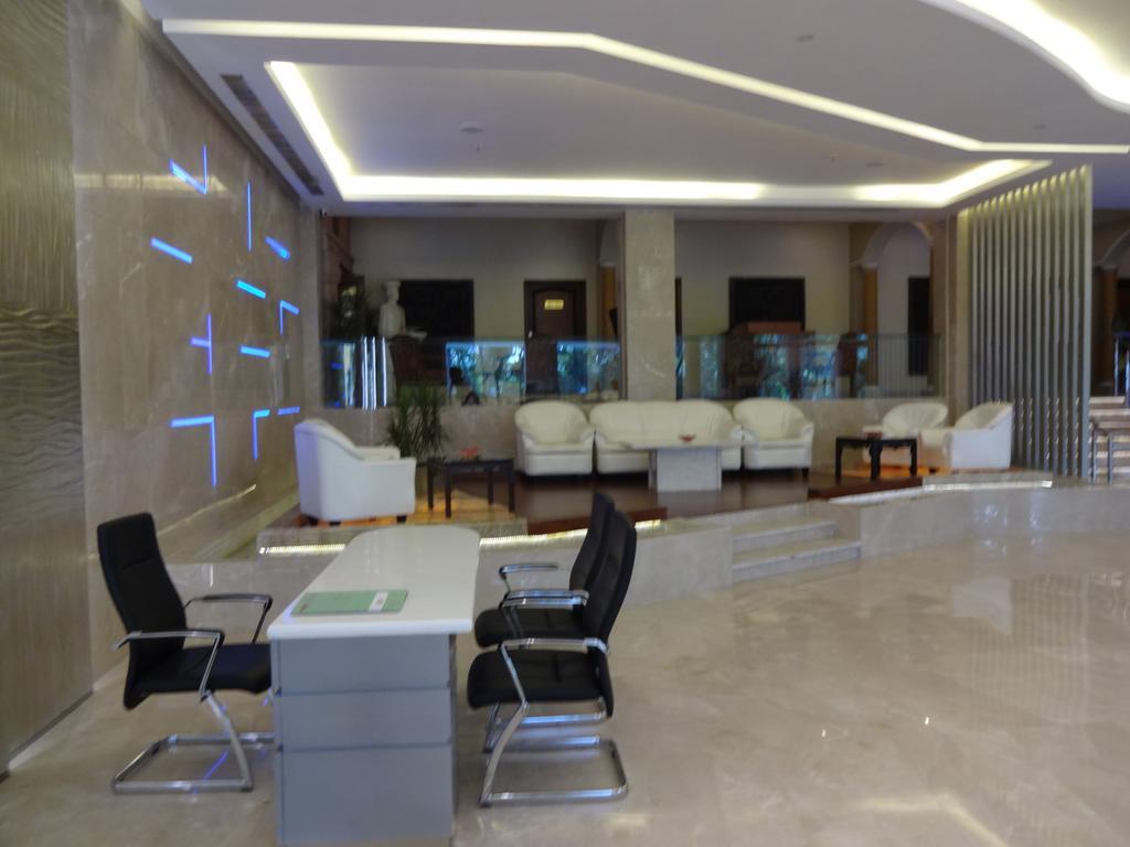 Hotel Babylon International Raipur  Exterior photo