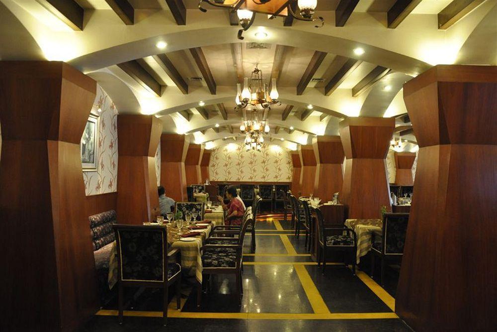 Hotel Babylon International Raipur  Exterior photo